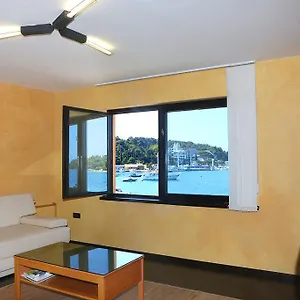 https://apartments-ana-city.in-istria.net